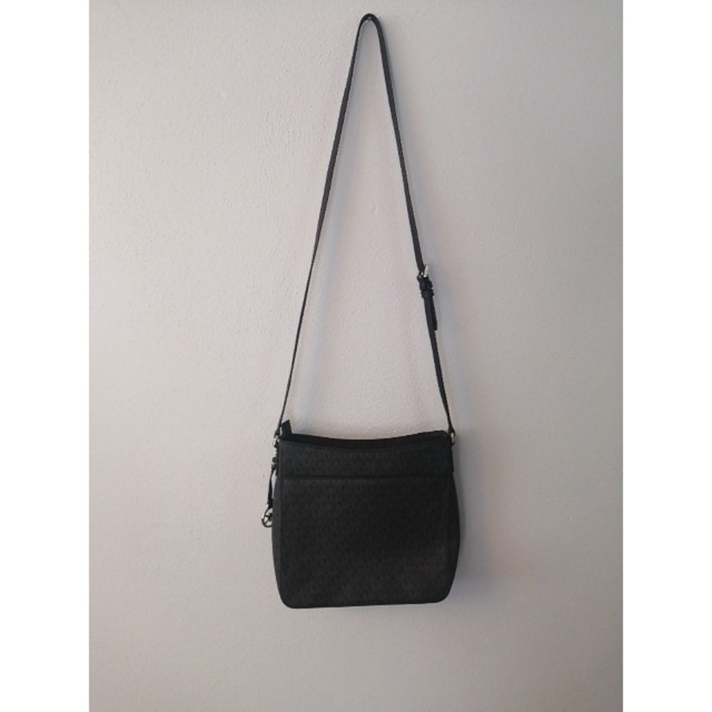 Michael Kors Crossbody Womens Black L Shoulder Bag Leather Jet Set Travel NEW - Picture 9 of 12